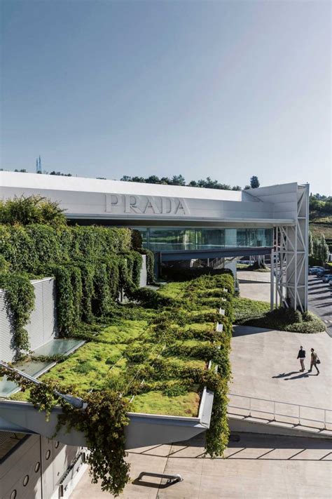 centro prada a valvignano|Prada Valvigna: la garden factory tra architettura e natura.